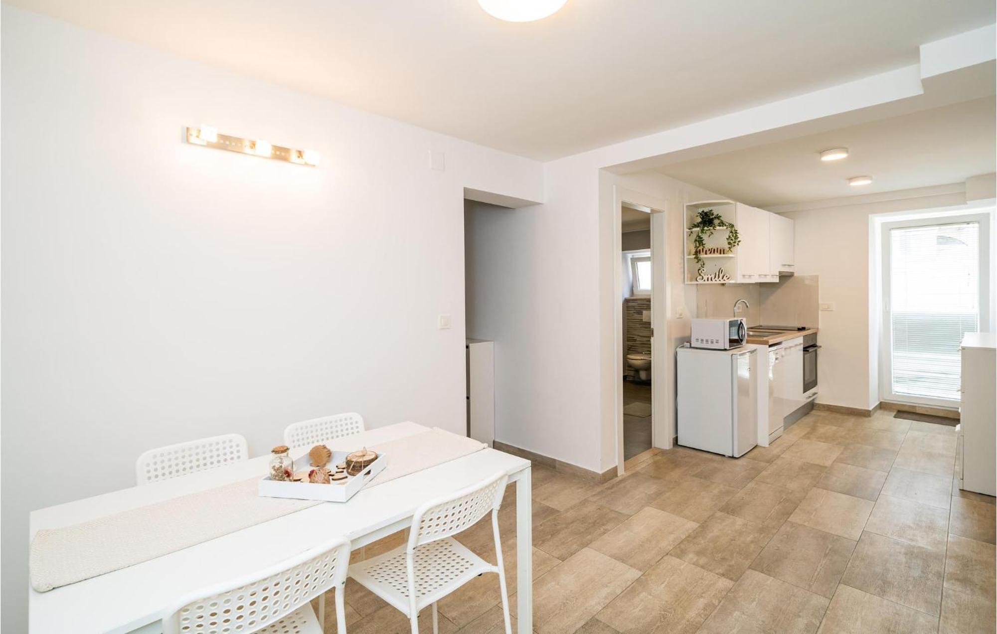 Nice Apartment In Dubrovnik With Kitchen Exterior foto
